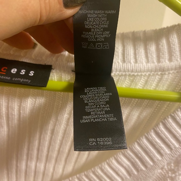 NWT Liz Claiborne AXCESS L Sweater Pullover Knit White V-neck Large Lg - Picture 3 of 7